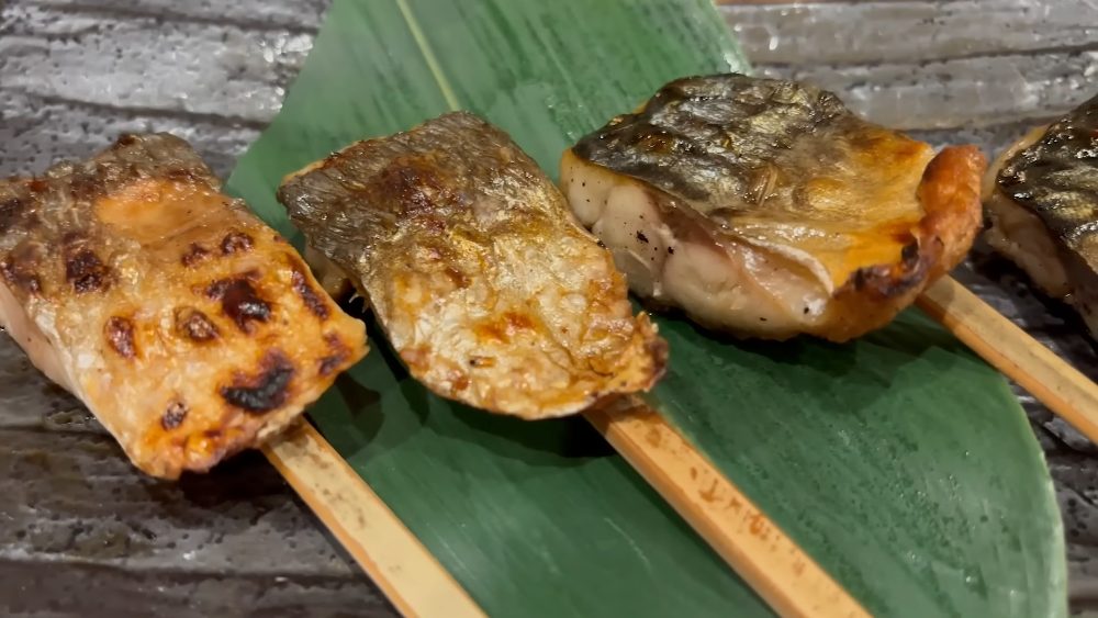 Charcoal-grilled himono skewers at Echigoya Heiji Akihabara (越後屋 平次 秋葉原店), Tokyo