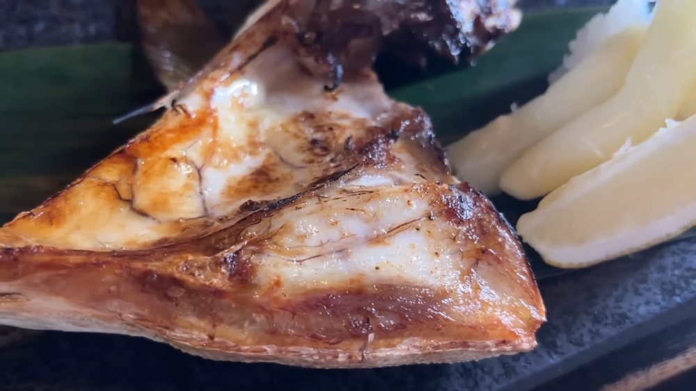カンパチのかま焼き grilled amberjack collar at 天空の月 渋谷 (Tenku no Tsuki Shibuya), Tokyo
